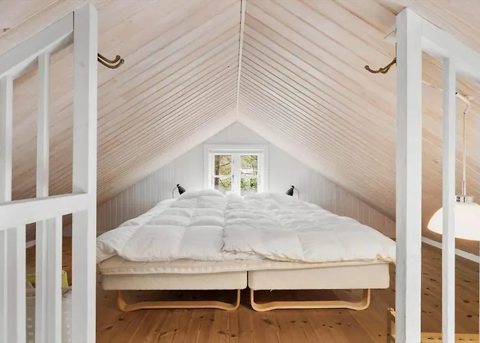 Holiday home 2702-nexo-sirenevej-16